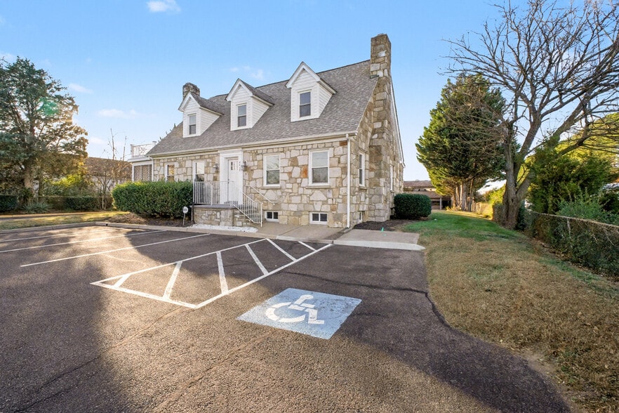 More Photos Of 4412 Lafayette Blvd, Fredericksburg Loft Creative Space For Lease