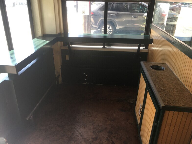 More Photos Of 798 S Van Ness Ave, San Francisco Storefront For Lease