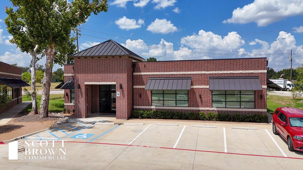 Primary Photo Of 2411-2421 Fort Worth Dr, Denton Medical For Lease