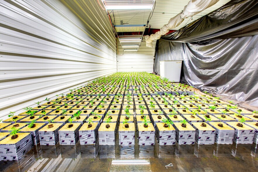 More Photos Of 5018 W Graneros Rd, Colorado City Industrial For Lease