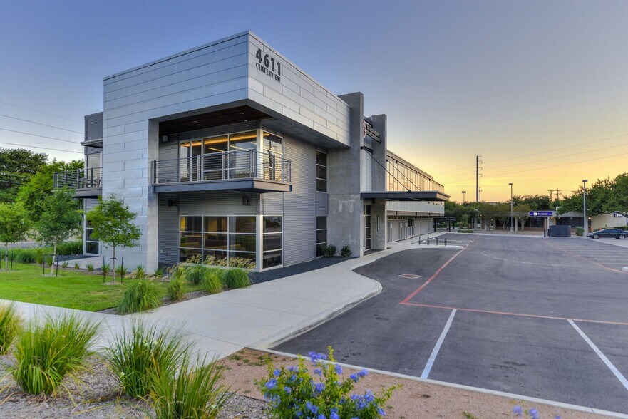 More Photos Of 4611 Centerview, San Antonio Medical For Sale