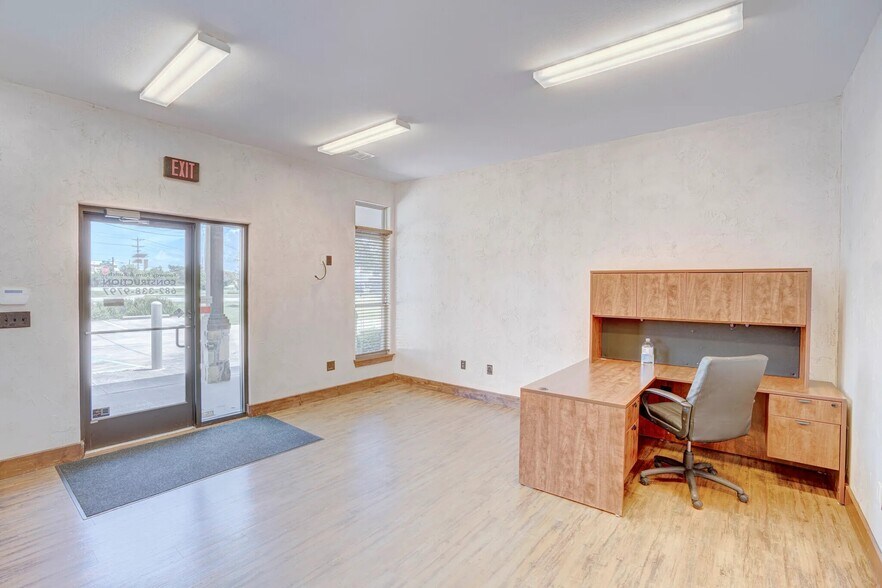 More Photos Of 3209 Fort Worth Dr, Denton Medical For Lease
