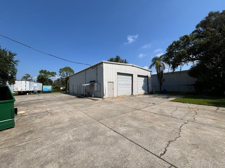 More Photos Of 2221 Apopka Blvd, Apopka Warehouse For Sale