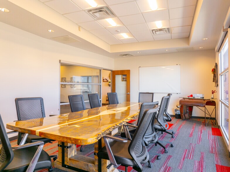 More Photos Of 852 N Main St, Brigham City Showroom For Sale