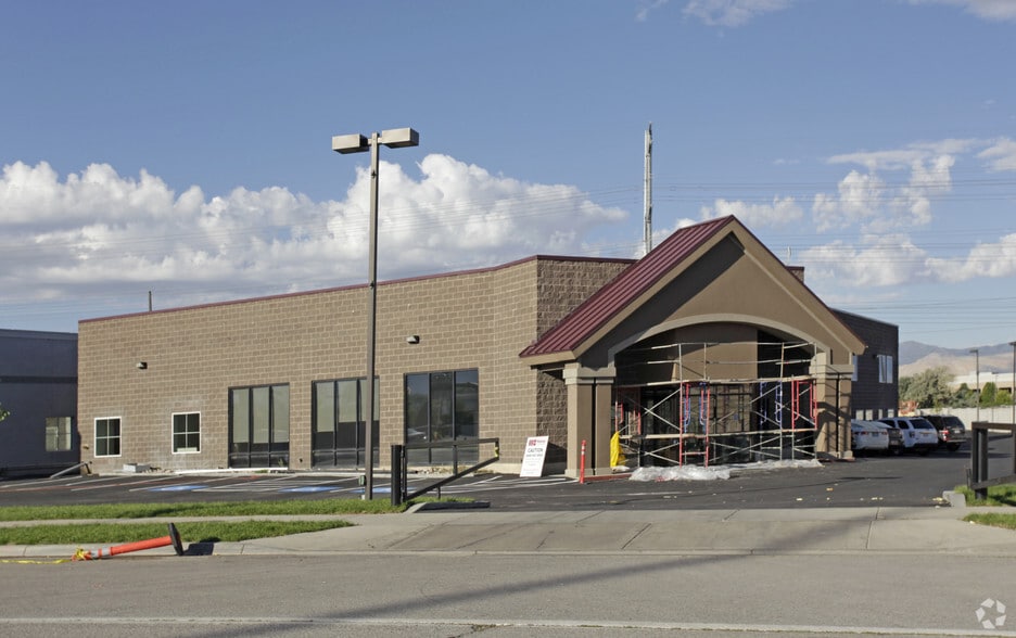 More Photos Of 10808 S 300 W, South Jordan Office For Sale