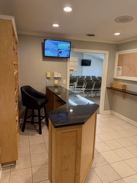 More Photos Of 426 Eades Ln, Lovingston Religious Facility For Sale
