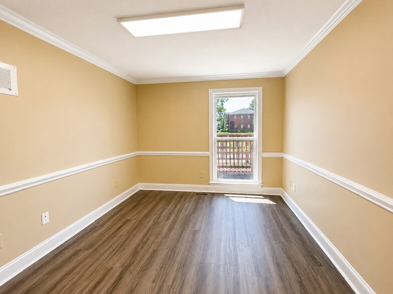 More Photos Of 581 Executive Pl, Fayetteville Office For Sale