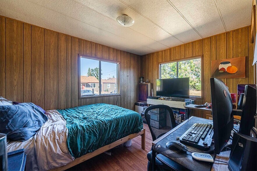More Photos Of 144 Reager St, Medford Apartments For Sale