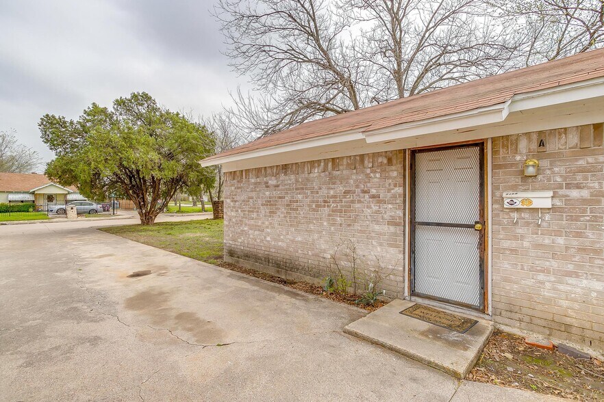 Primary Photo Of , Fort Worth Specialty For Sale