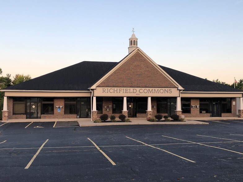 More Photos Of 4816 Brecksville Rd, Richfield Medical For Lease