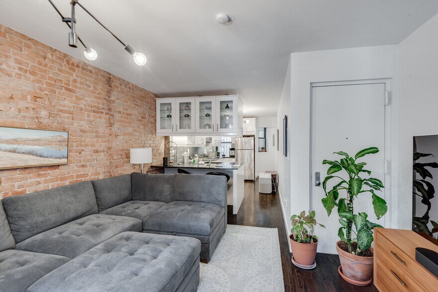 More Photos Of 14 Lincoln Pl, Brooklyn Apartments For Sale
