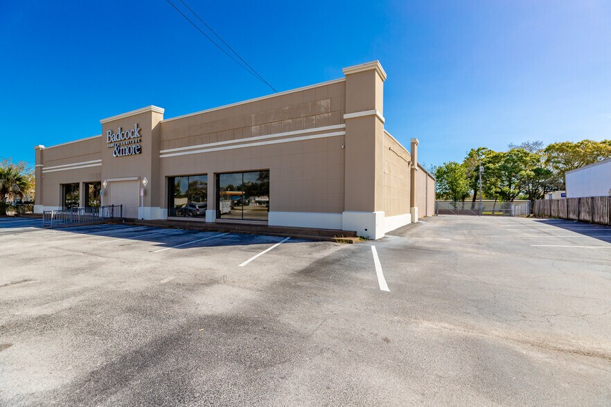 More Photos Of 1610 US Highway 1, Vero Beach Freestanding For Sale