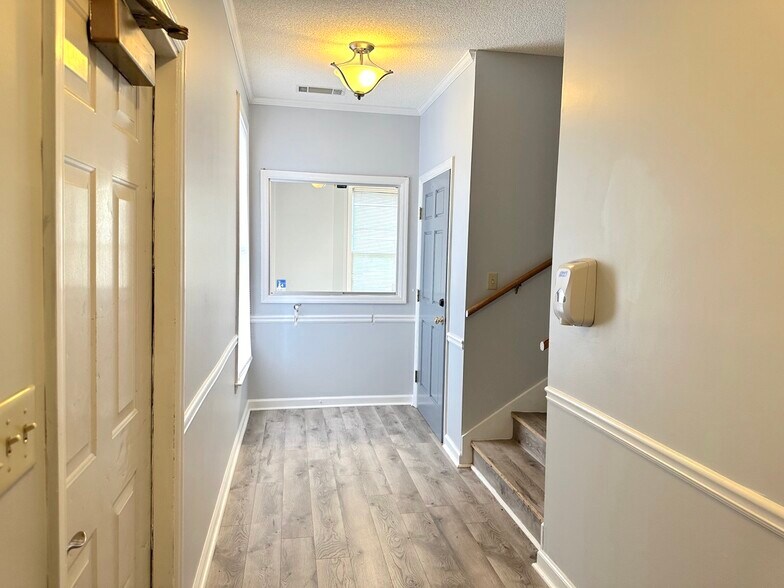 More Photos Of 9 Allen Cail Dr, Statesboro Office For Lease