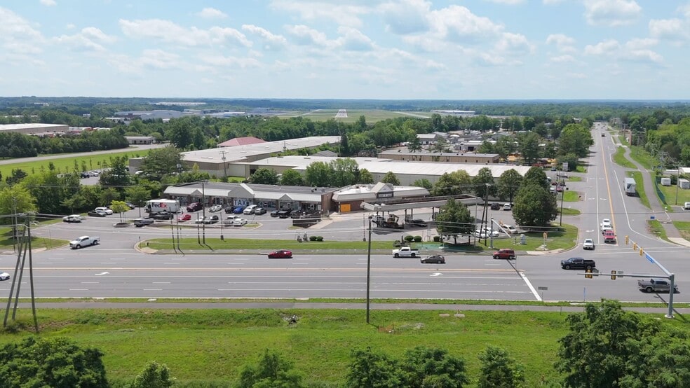 Primary Photo Of 11007 Nokesville Rd, Manassas Convenience Store For Sale