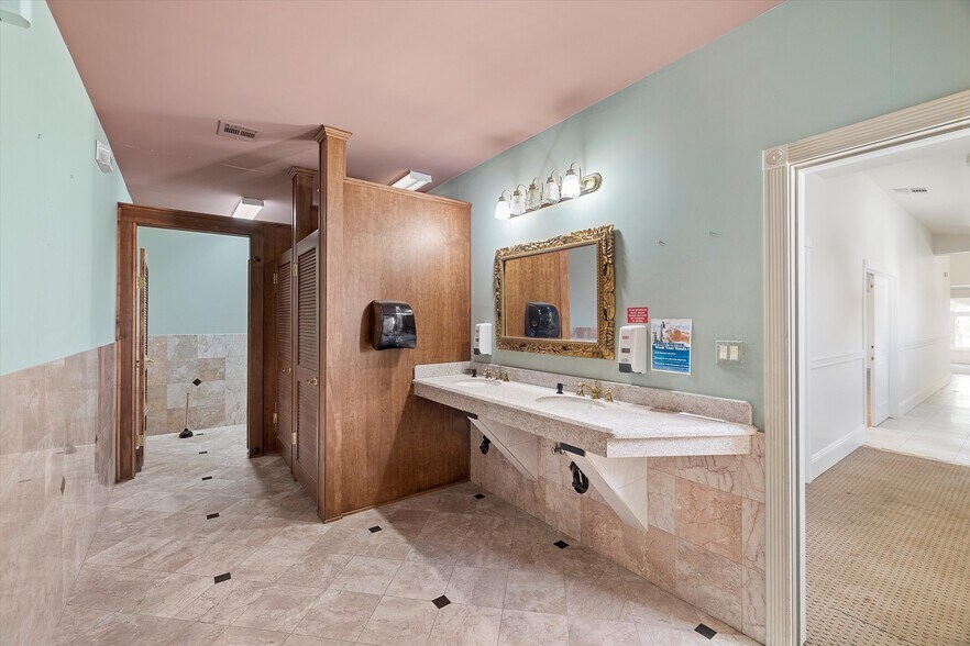 More Photos Of 721 Buol Rd, Pahrump General Retail For Sale