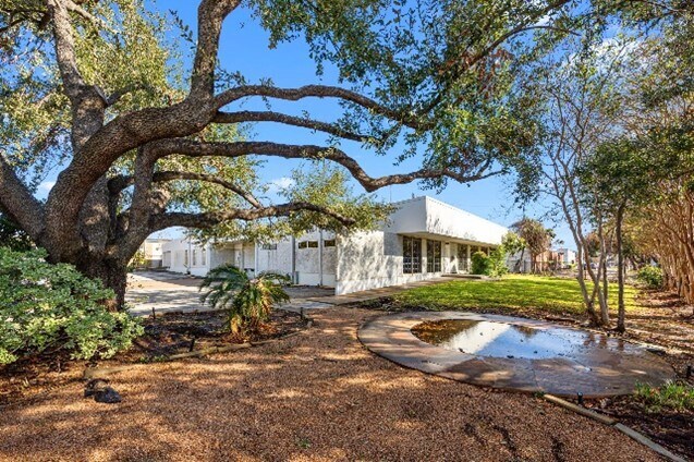 Primary Photo Of 6880 Wynnwood Dr, Houston Warehouse For Lease