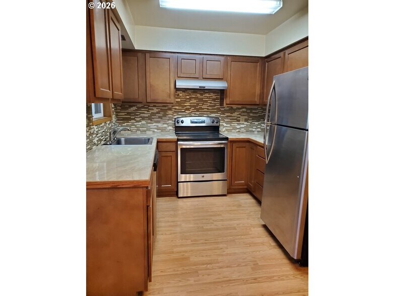 More Photos Of 1607 NE 26th Ave, Portland Apartments For Sale