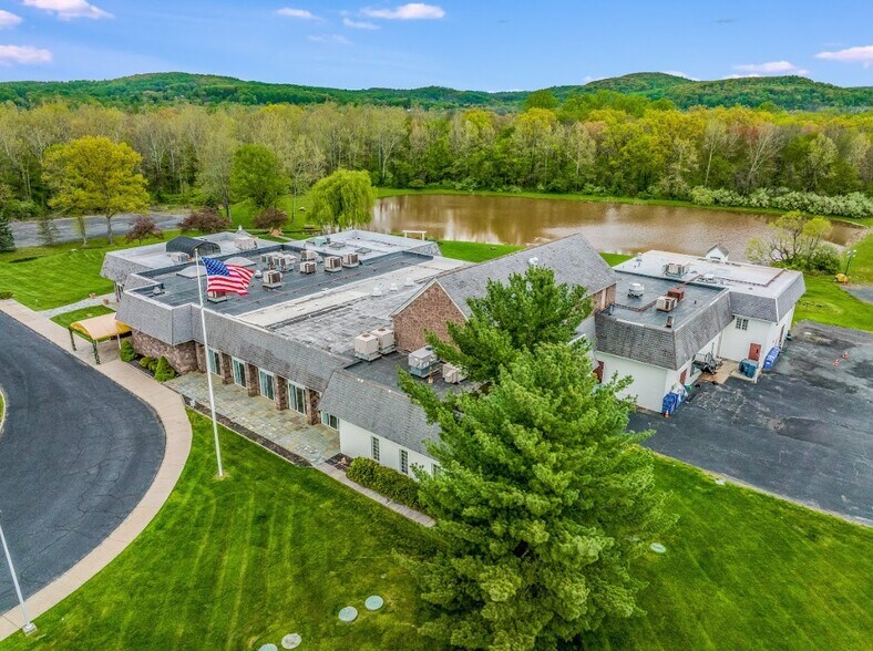 More Photos Of 88 Route 173 W, Hampton Lodge Meeting Hall For Sale