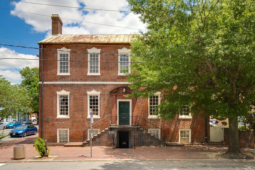 Primary Photo Of 100 E Main St, Richmond Office For Sale