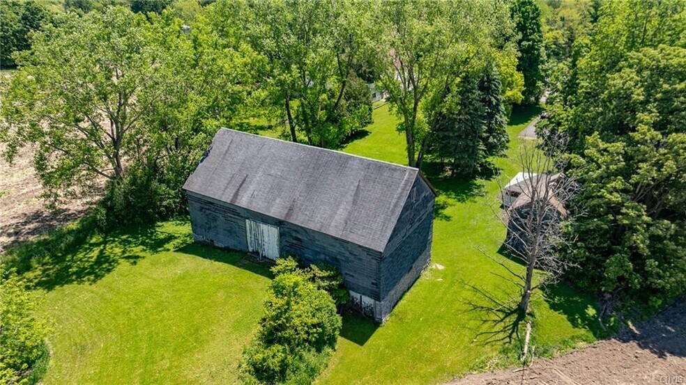 More Photos Of 2395 W Genesee Tpke, Camillus Specialty For Sale
