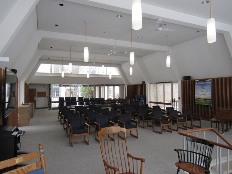 More Photos Of 29 Colton St, Farmington Religious Facility For Sale