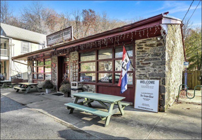 More Photos Of 100 Landenberg Rd, Landenberg Storefront For Sale