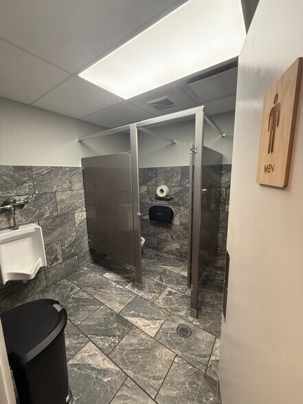 More Photos Of 3167 S Park Ave, Lackawanna Restaurant For Sale