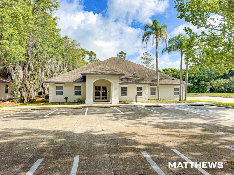 Primary Photo Of 4300 Garden St, Titusville Medical For Lease