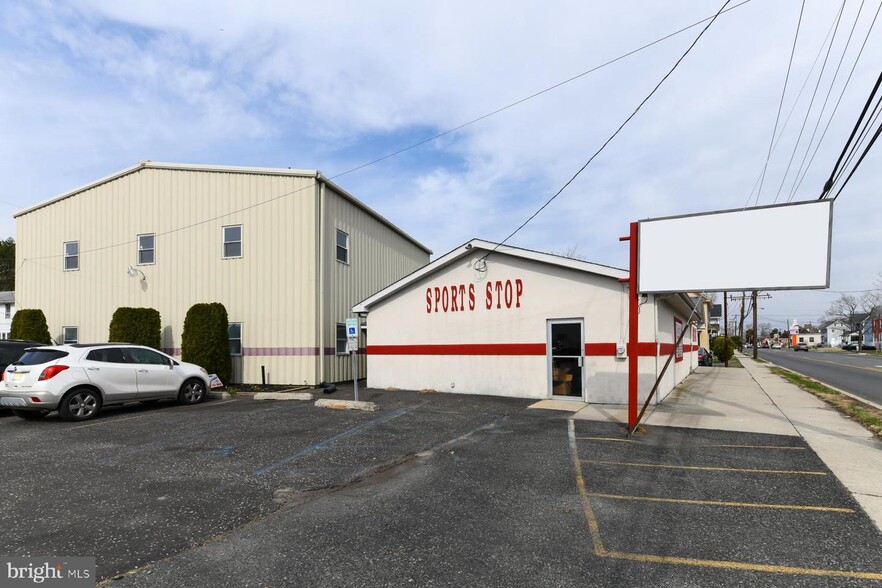 Primary Photo Of 26 State St, Glassboro Flex For Sale