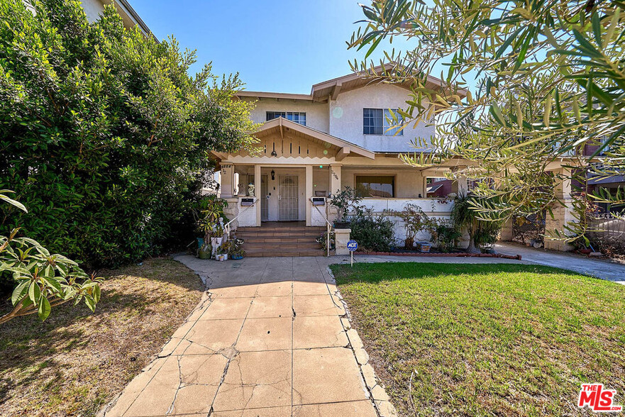 Primary Photo Of 2204 Crenshaw Blvd, Los Angeles Apartments For Sale