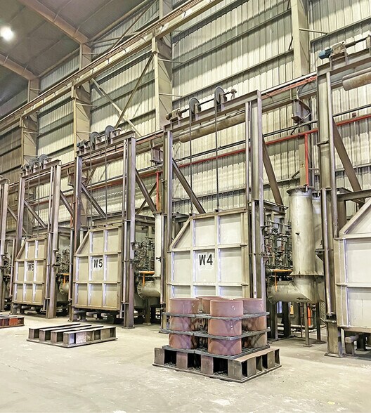 More Photos Of 13501 Emmett Rd, Houston Industrial For Sale