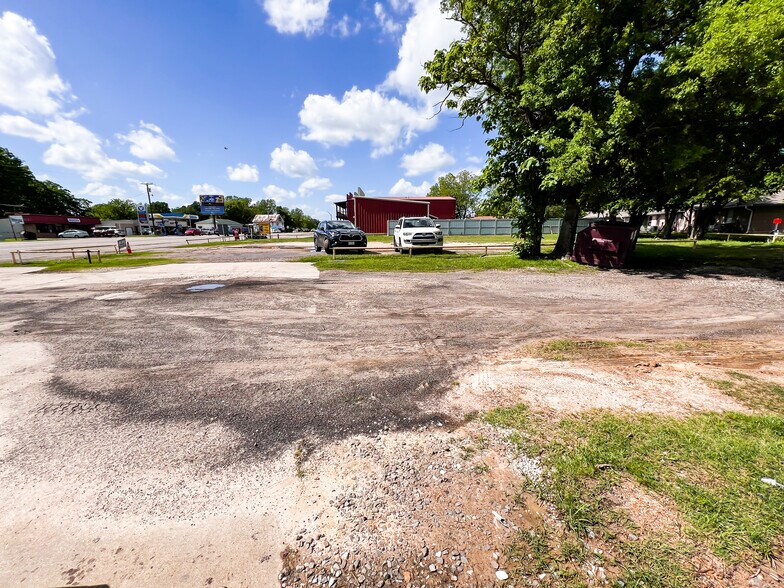 More Photos Of 108 S Main St, Yantis Restaurant For Sale