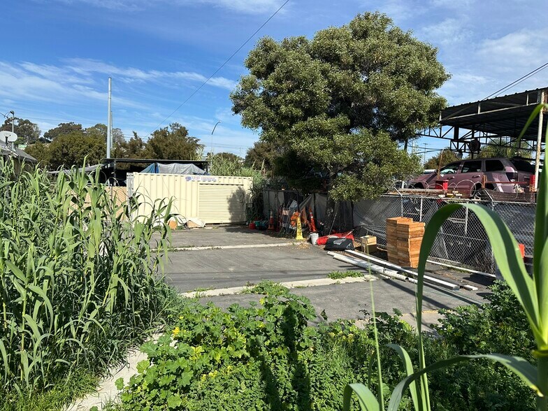 More Photos Of 2010 Franklin Ave, San Diego Multifamily For Sale