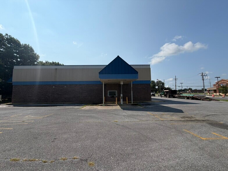 More Photos Of 701 Atlanta Rd, Seaford Freestanding For Lease