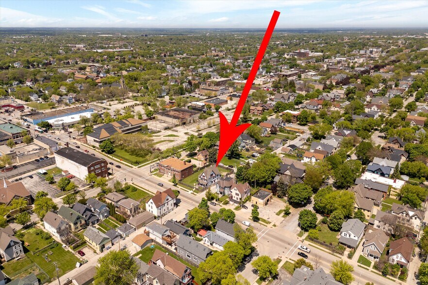 More Photos Of 124 W North Ave, Milwaukee Daycare Center For Sale