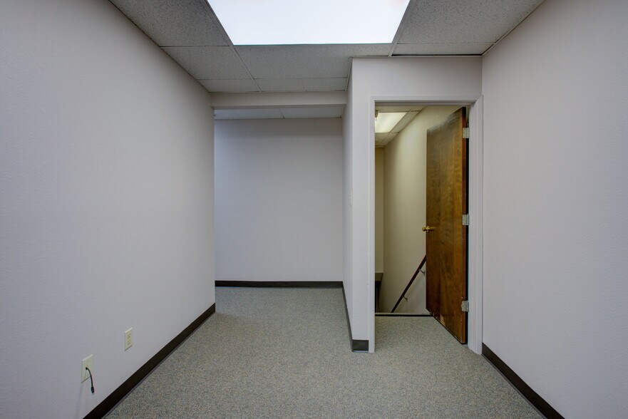 More Photos Of 1341 McWilliams Way, Modesto Warehouse For Lease