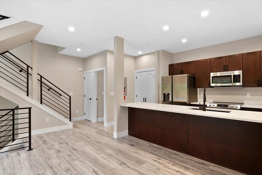 More Photos Of 1327 Jersey St, Denver Apartments For Sale