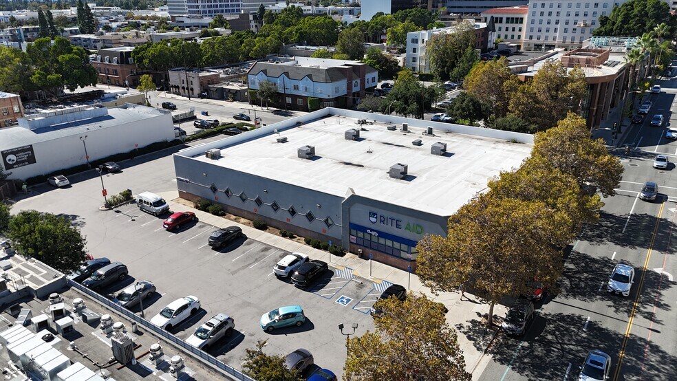 More Photos Of 1038 E Colorado Blvd, Pasadena Drugstore For Lease