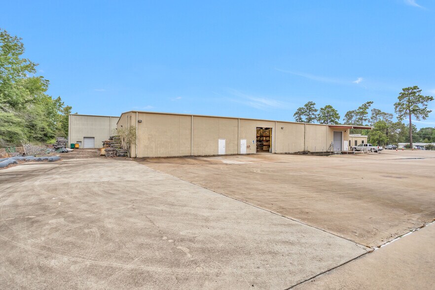 More Photos Of 1207 N Fm 3083 Rd, Conroe Distribution For Lease