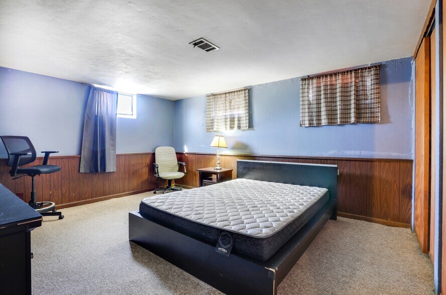 More Photos Of 2580 S Madison St, Denver Multifamily For Sale