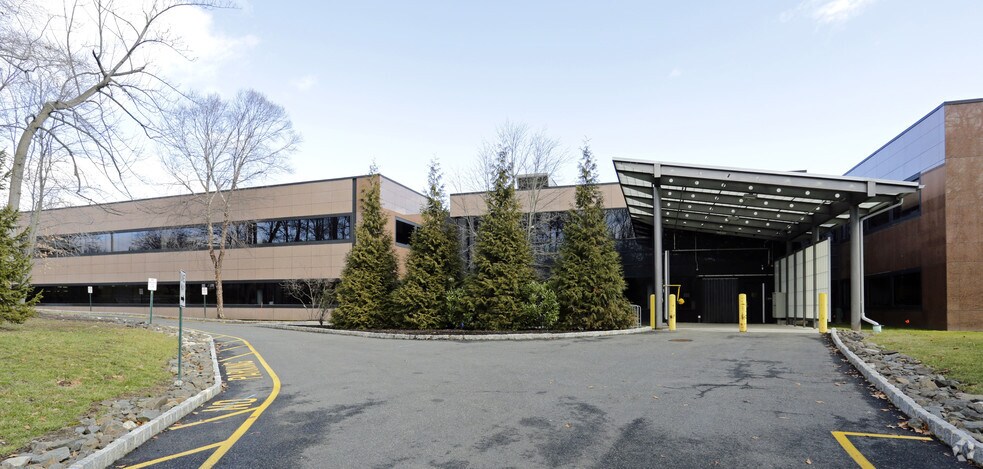 More Photos Of 3 Paragon Dr, Montvale Office For Lease