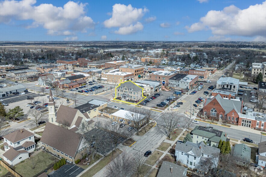 More Photos Of 215 W Elm St, Sycamore Medical For Sale