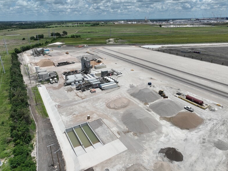 More Photos Of 201 FM 3349, Taylor Land For Sale