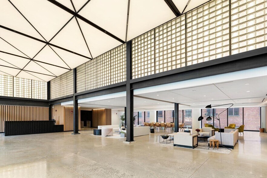 More Photos Of 25 Columbia Hts, Brooklyn Office For Lease