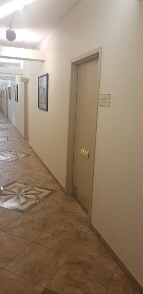 More Photos Of 1900 N Mills Ave, Orlando Medical For Lease