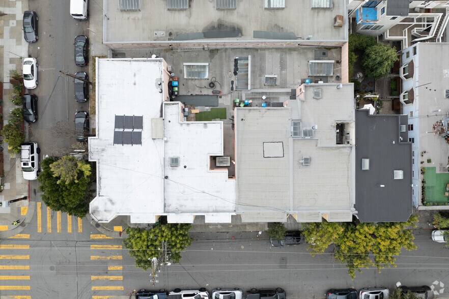 More Photos Of 2815 23rd St, San Francisco Flex For Lease