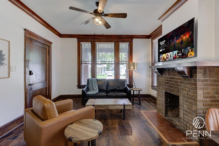 More Photos Of 2033 Young Ave, Memphis Multifamily For Sale