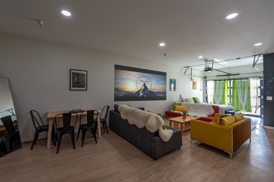 More Photos Of 4741 Point Loma Ave, San Diego Storefront Retail Residential For Sale