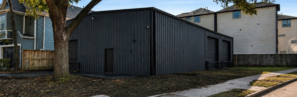 More Photos Of 5339 Kansas St, Houston Warehouse For Lease