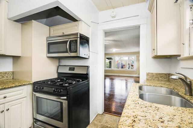 More Photos Of 3574 4th Ave, San Diego Apartments For Sale